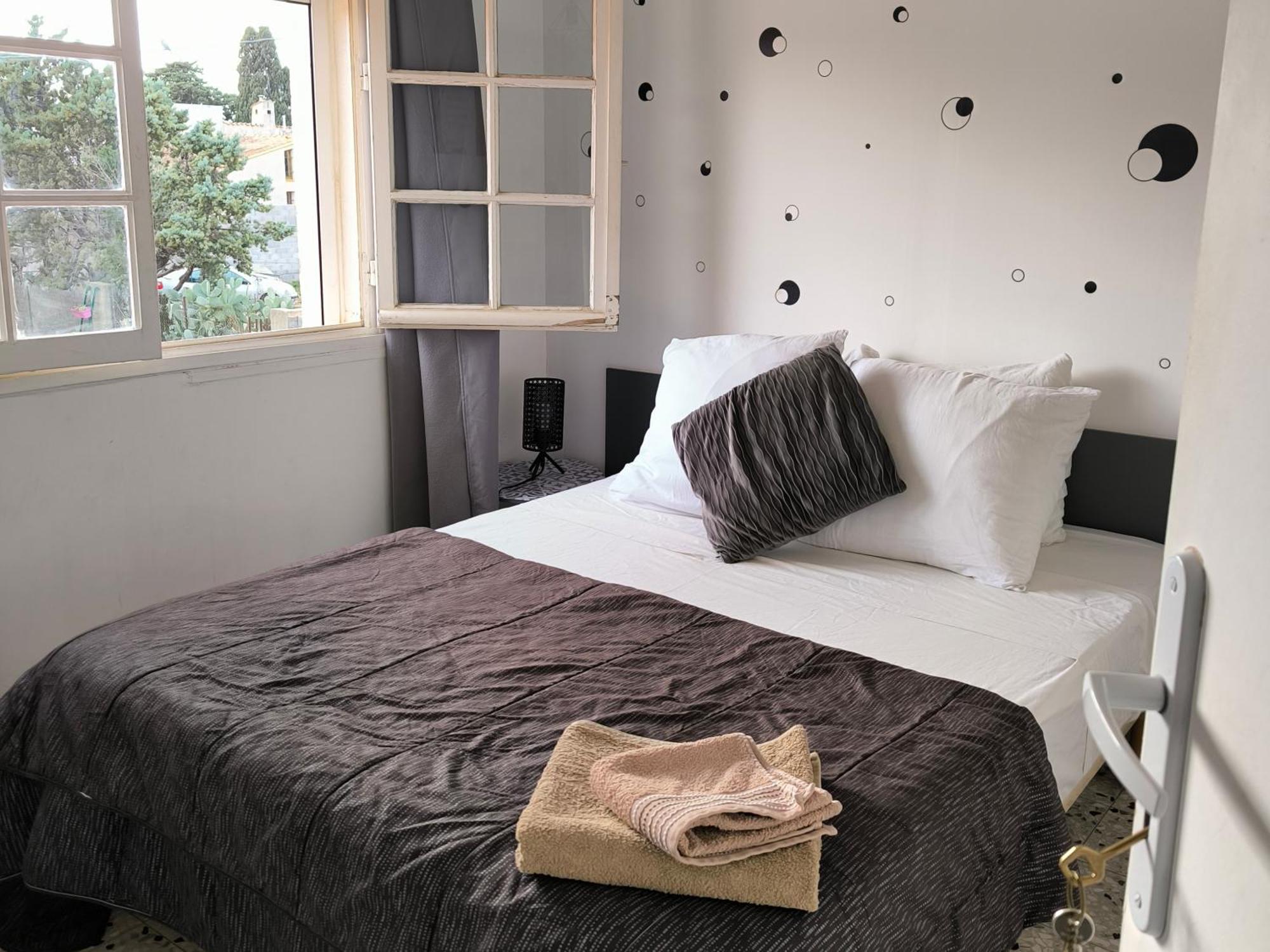 Chambre Double Avec Piscine Proche De Perpignan Ривсальт Номер фото
